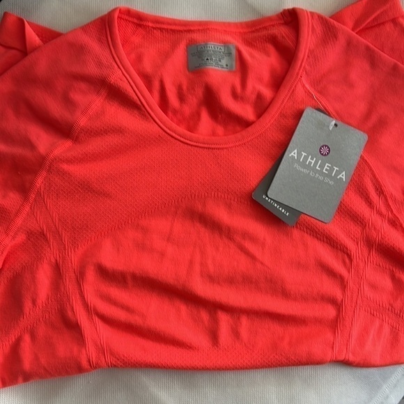 NEW! Athleta Fastest Track Short Sleeve Crew Neck TEE Size Small - Picture 6 of 12